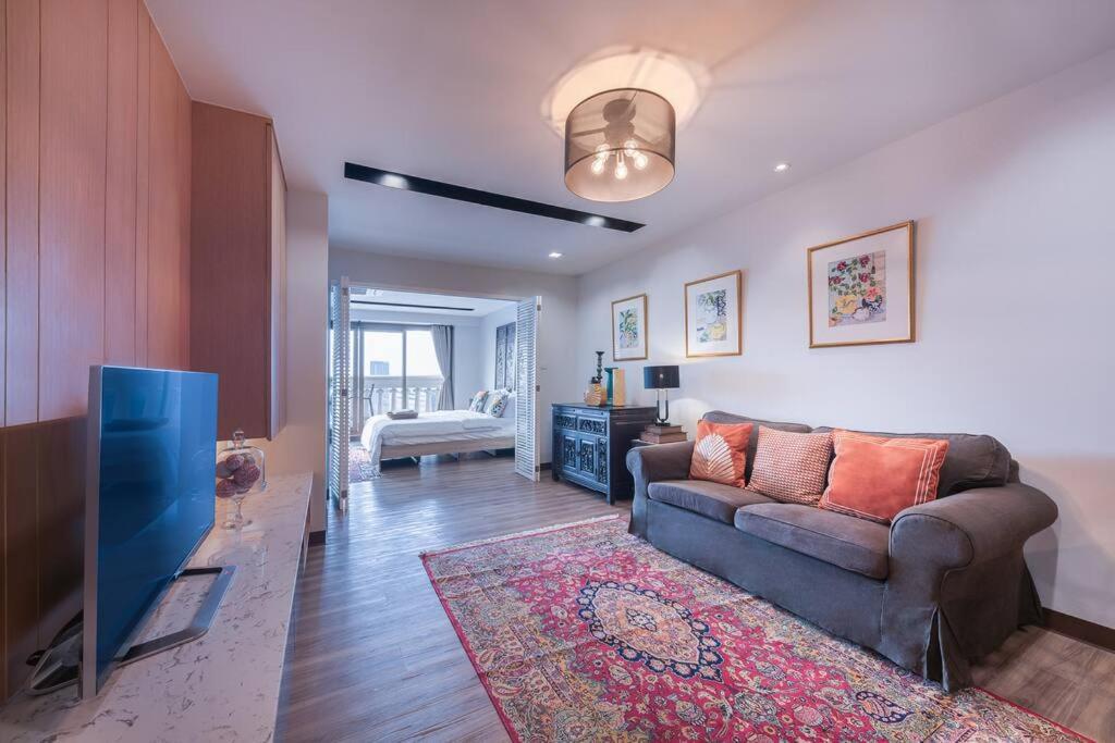 Central Bangkok, 5 Stars River View & Characteristic Decor المظهر الخارجي الصورة