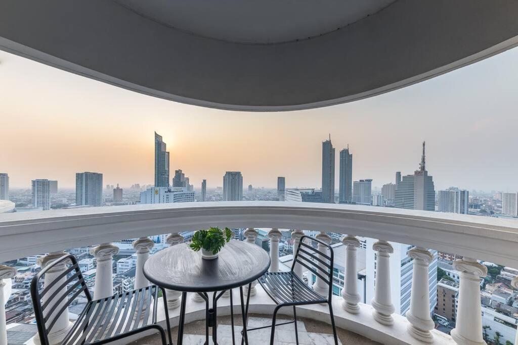 Central Bangkok, 5 Stars River View & Characteristic Decor المظهر الخارجي الصورة
