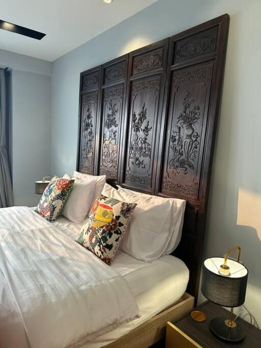 Central Bangkok, 5 Stars River View & Characteristic Decor المظهر الخارجي الصورة